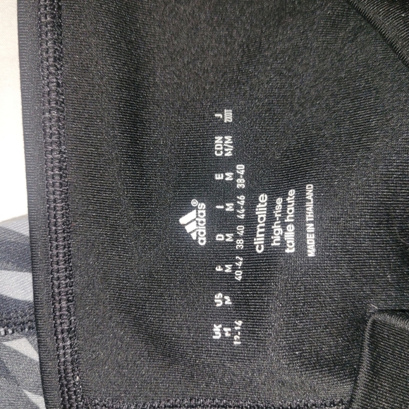 Adidas Black and Gray Cropped Performance Leggings M - Picture 2 of 4